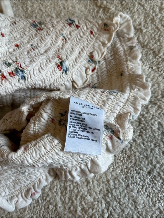 American Eagle Floral Halter Top with Adjustable Neck Tie - Picture 6 of 6